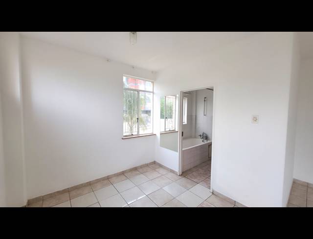 1 BEDROOM APARTMENT RENTED IN ESSENWOOD
